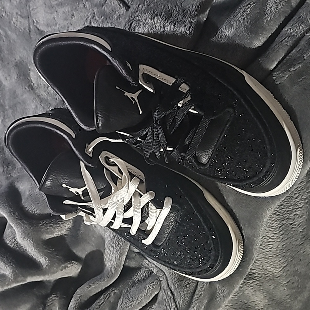 NEW!!Nike Air Jordan Retro  Vogue Black &White Women’s Size 10